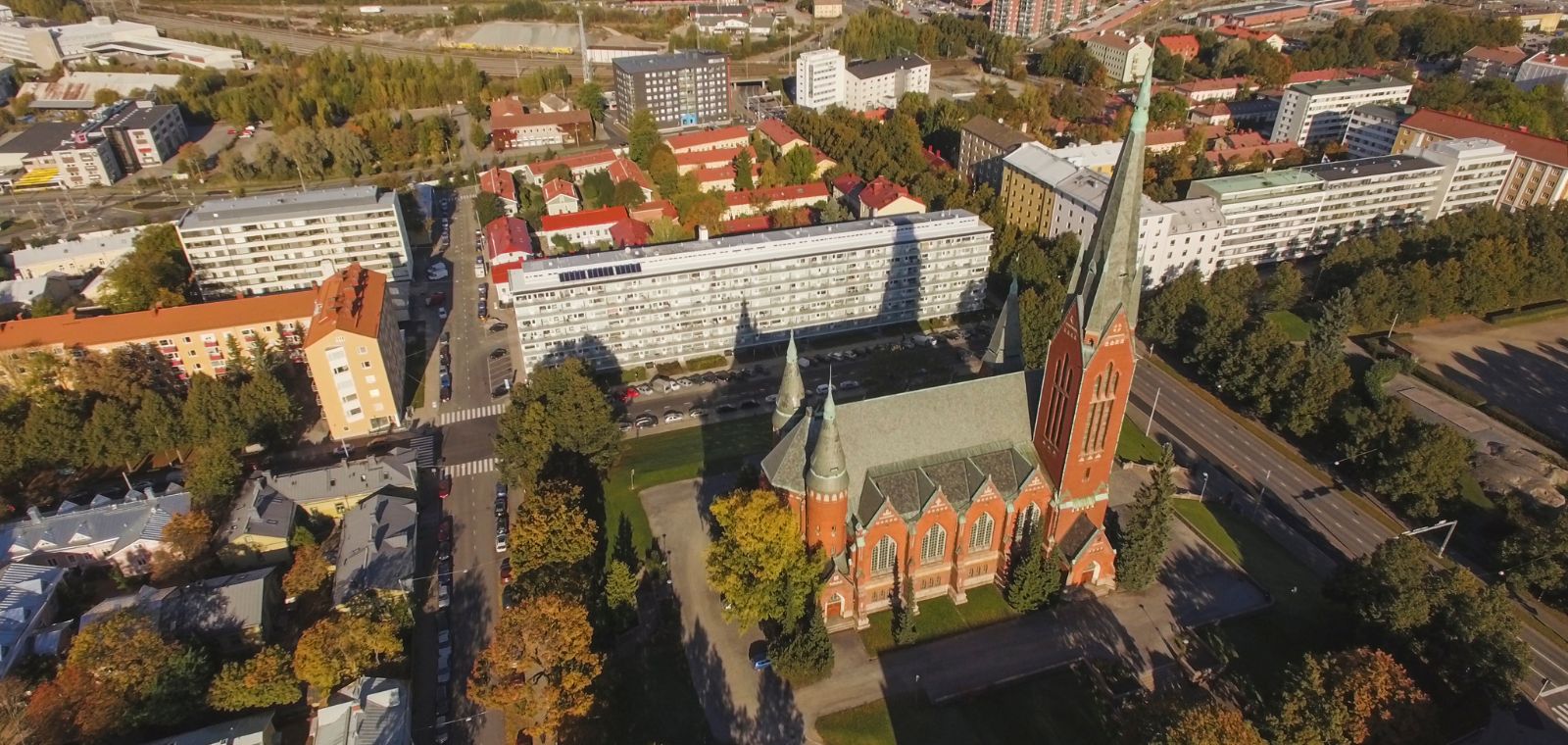 Ilmakuva Mikaelinkirkosta