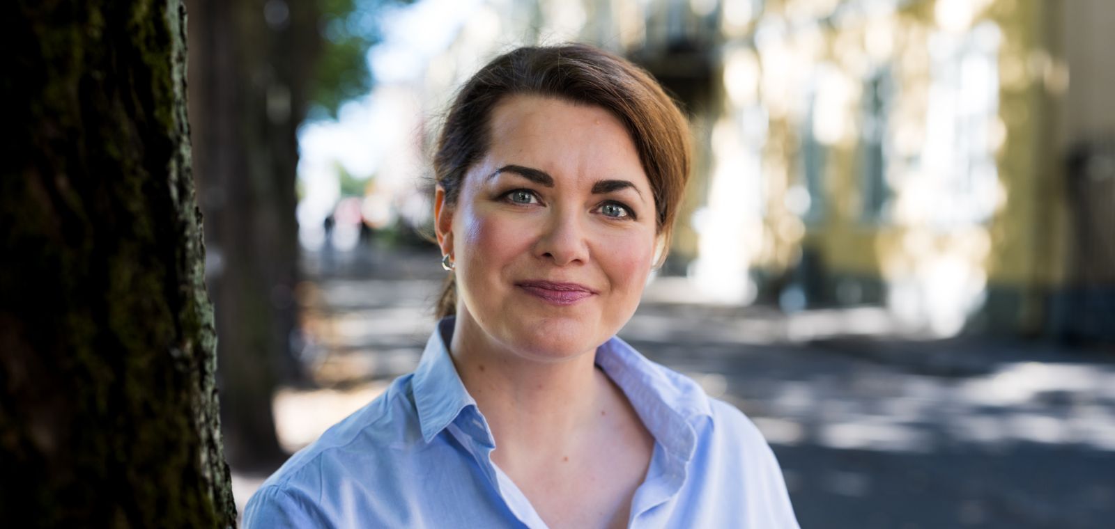 Laura Arikka Läntisellä Rantakadulla